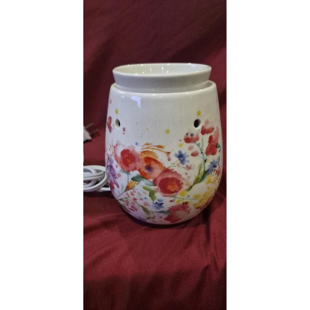 Scentsy Club Exclusive SPREAD YOUR WINGS Premium Warmer RARE Butterflies EUC